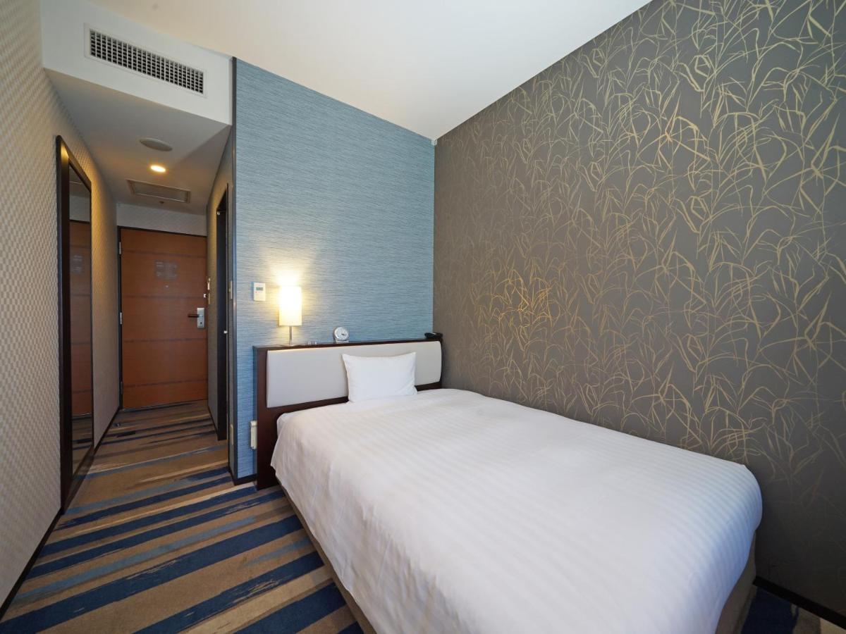 โรงแรมลัวซีร์ ชินางาวะ ซีไซด์ โรงแรม 4*
